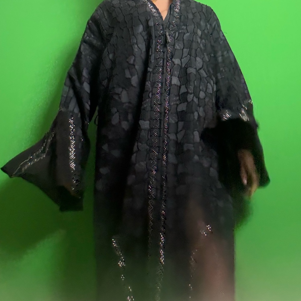 Elegant Black Patterned Kimono